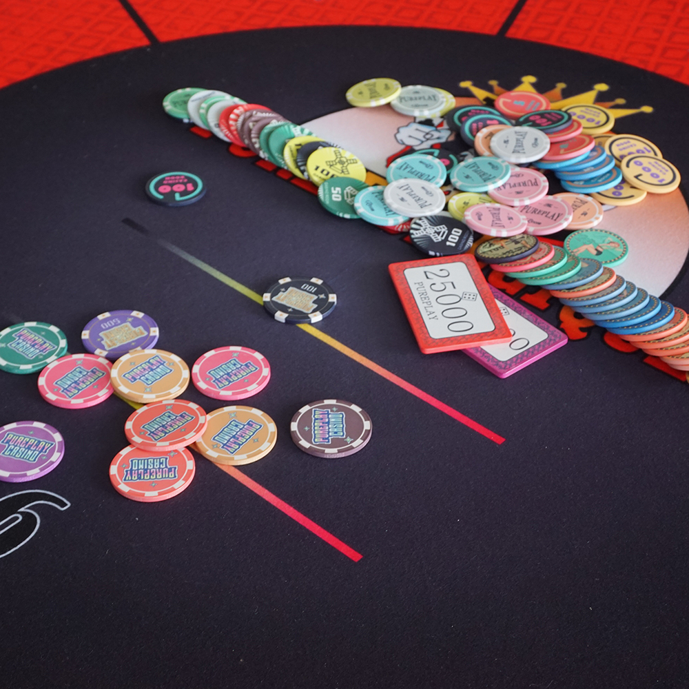 Professional custom Texas 55 inch octagon poker table suppliers customized high speed cloth folding leg for casino game